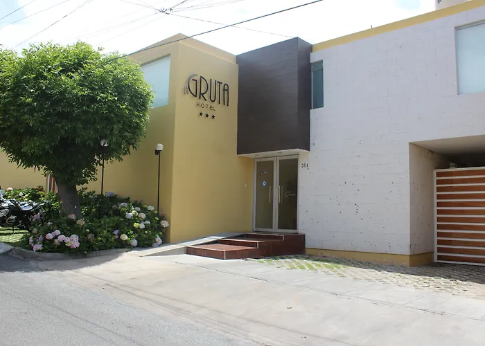 Hôtel de l'aéroport: Hotel La Gruta
